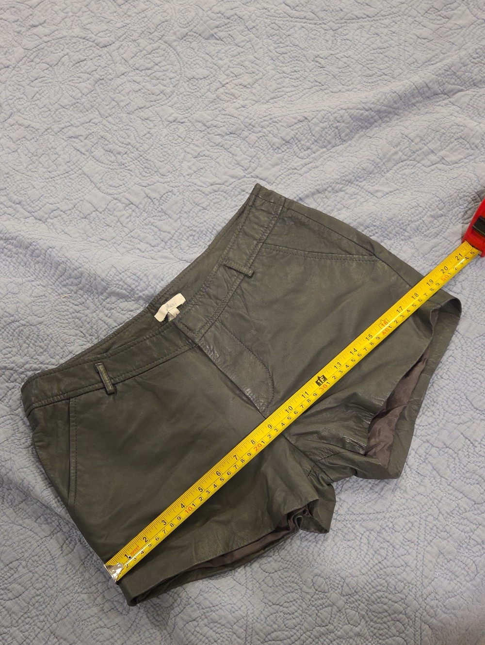Joie Women's Lamb Leather Charcoal Gray Shorts Size 4! - Picture 11 of 11